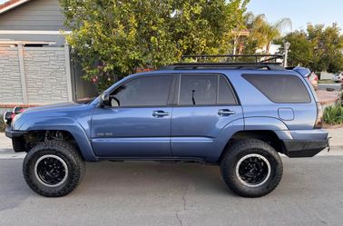 2005 V6 SR5 4 runner 4x4 Automatic CLEAN TITLE