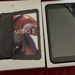Black Nitro Tablet With Cover. Very Good Condition.