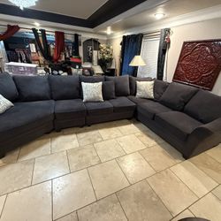 Large Sectional Couch, Dark Gray