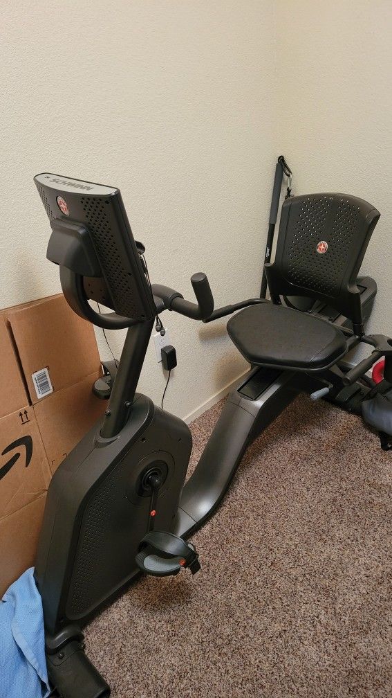 Schwinn 230 Exercise Bike