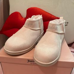 Juicy Couture Pink Size 7 Boots 