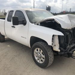 2012 Chevrolet Silverado 2500 HD WT 8 Cyl 6.0L Car Parts
