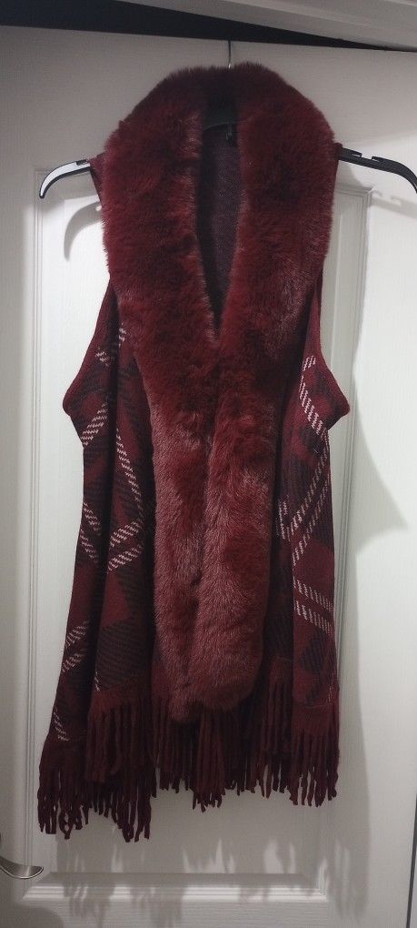 Burgundy Plaid Fur Trimmed Vest Fringe Bottom(One Size Fits All)