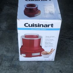 Ice Cream Maker 