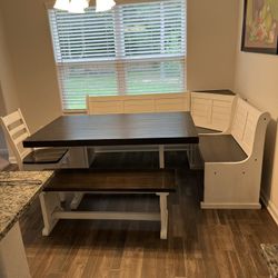 Corner Kitchen Table And Chairs