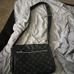 Luis Vuitton Bag