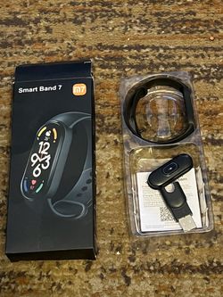 Smart Band 7. Brand New, Instructions