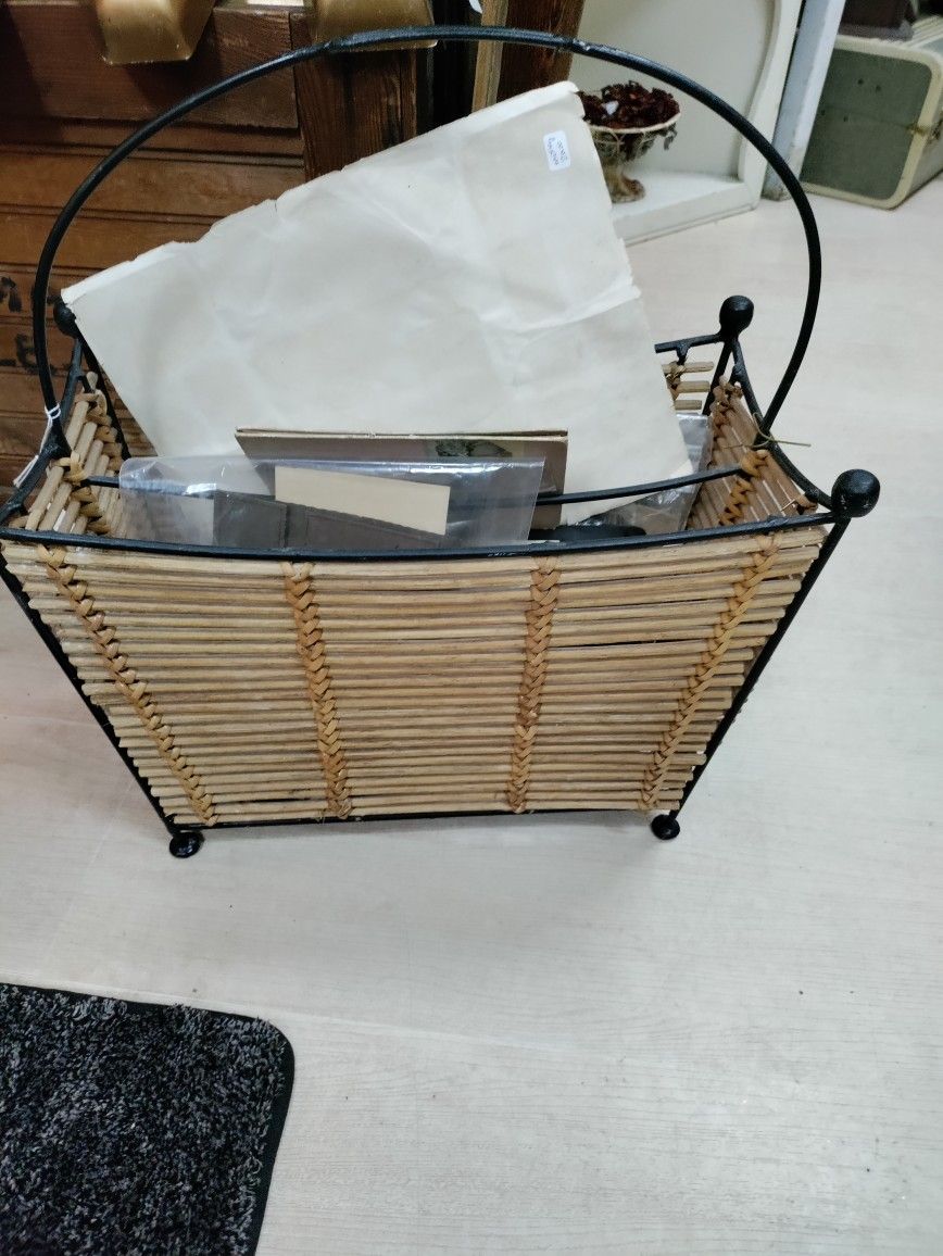 Magazine Rack