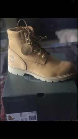 brand new timberlands waterproof available, new never used, size 101/2