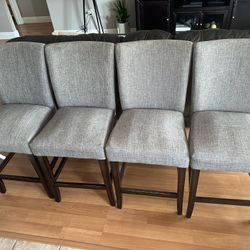 4 Bar stools