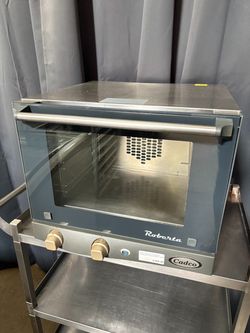 Cadco Roberta Countertop Convection Oven XAF003 #3374