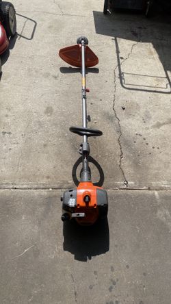 Husqvarna weedeater quick stick this is the big one ready to go no issues with this machine follow the instructions start every time like now
