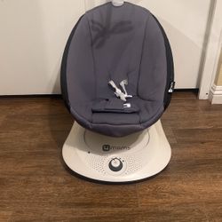 4moms Rockaroo Baby Rocker 