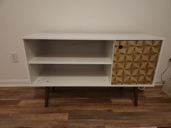 Tv Stand- NEED GONE ASAP!