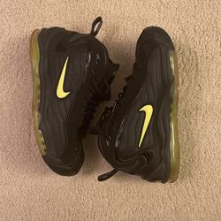 Nike Air Total Max Uptempo Volt (2020)