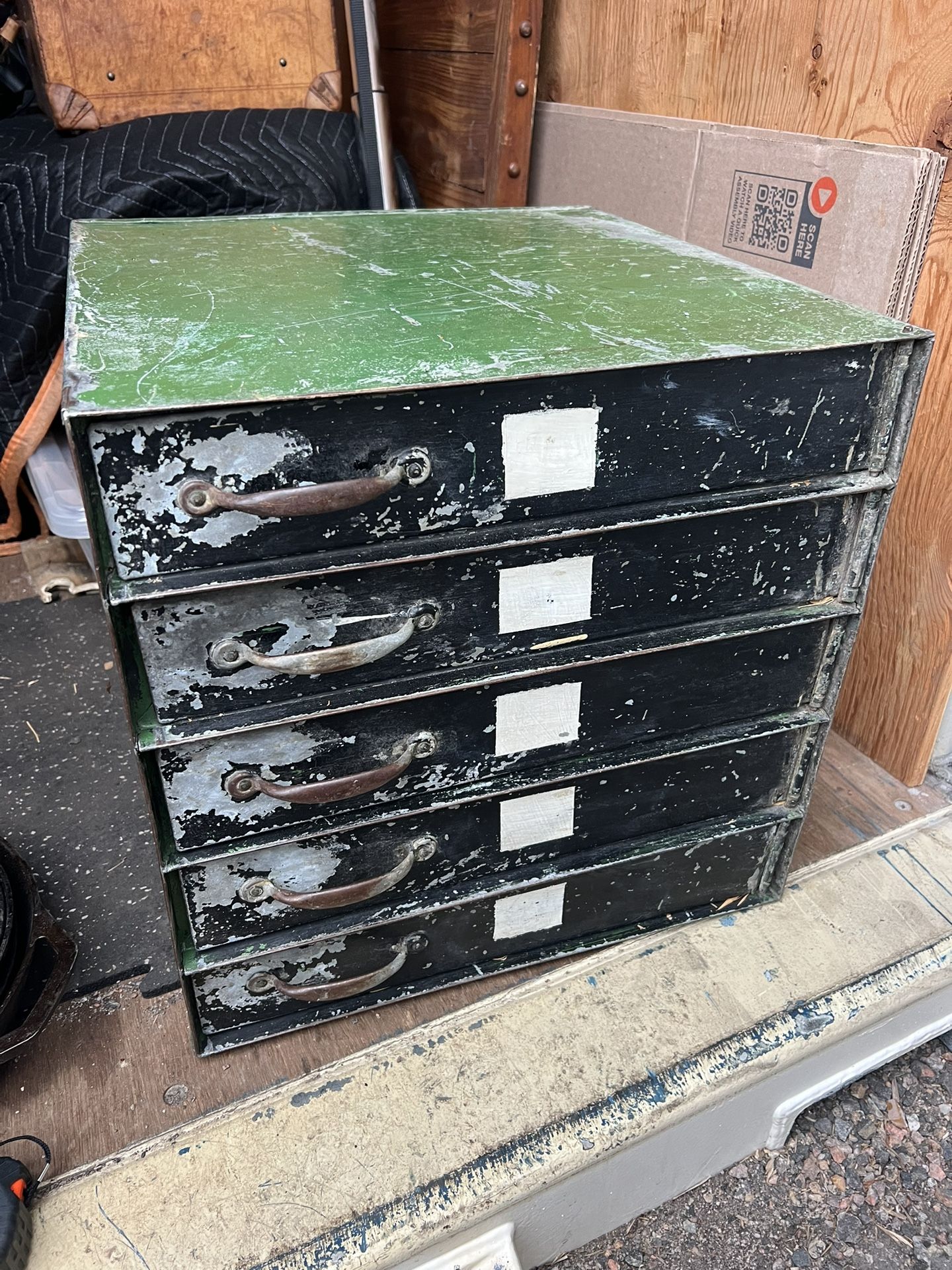 Vintage Movie Film Reel Steel Storage Cabinet 6 Hinged Doors Holds 12"-14" Reels With empty Case 