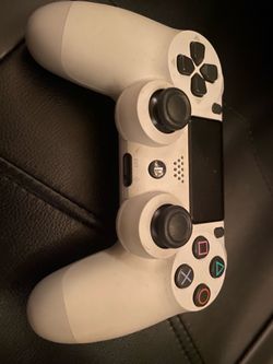 PS4 controller