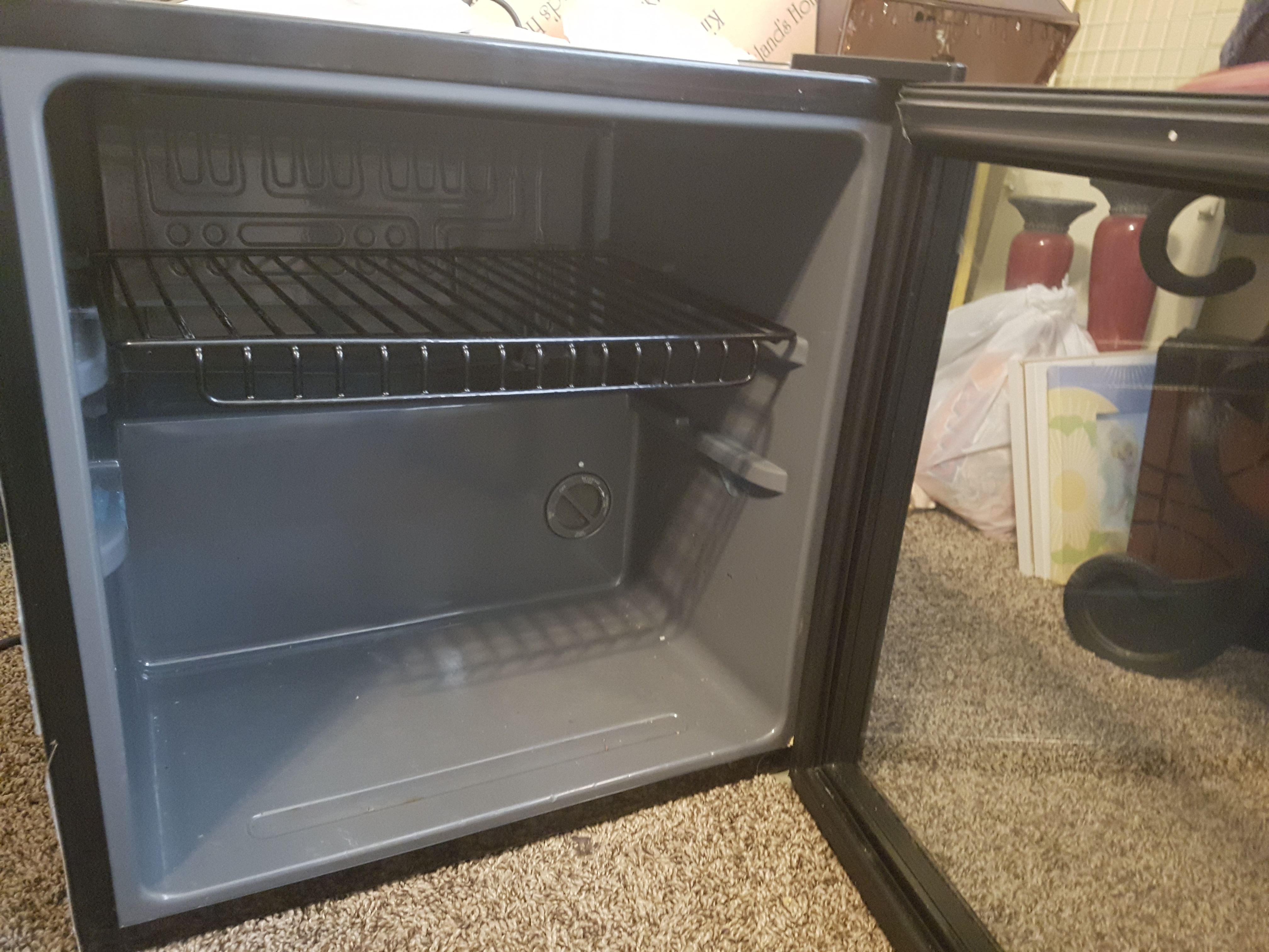 Little fridge and warmer