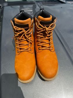 Men’s Boots Size 10