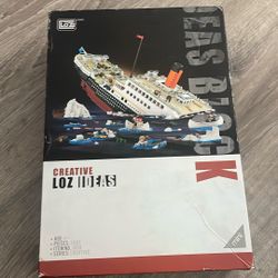 Titanic  Building Block  Set 
