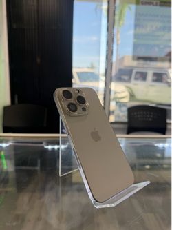 iPhone 15 pro 256gb