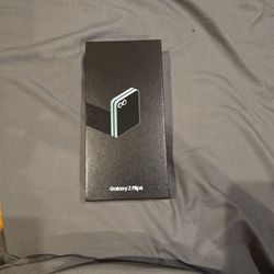 Samsung Zflip 6 (Brand New) Sealed Box