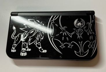Nintendo 3DS XL Pokemon Sun and Moon Solgaleo and Lunala Black Edition