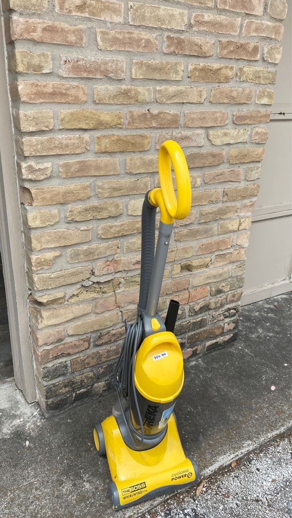 Eureka the Boss whirlwind light vacuum cleaner for Sale in San Antonio