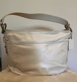 Coach Leather Zoe purse