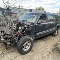 2002 Chevy Suburban Part Out