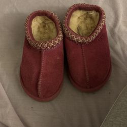 Ugg Slippers Size 8 Kids