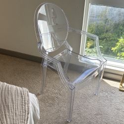 Acrylic Chair 