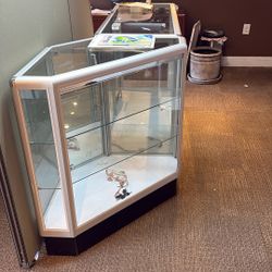 Glass Counter 