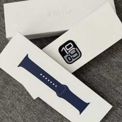 2025 Apple Watch Series 10 42mm GPS + Cellular (unlocked)! Brand New Sealed Unopned Retail $550 Asking $420