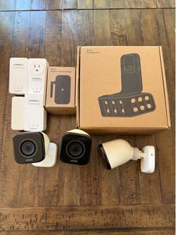 Vivint Outdoor Camera Pro with Spotlight