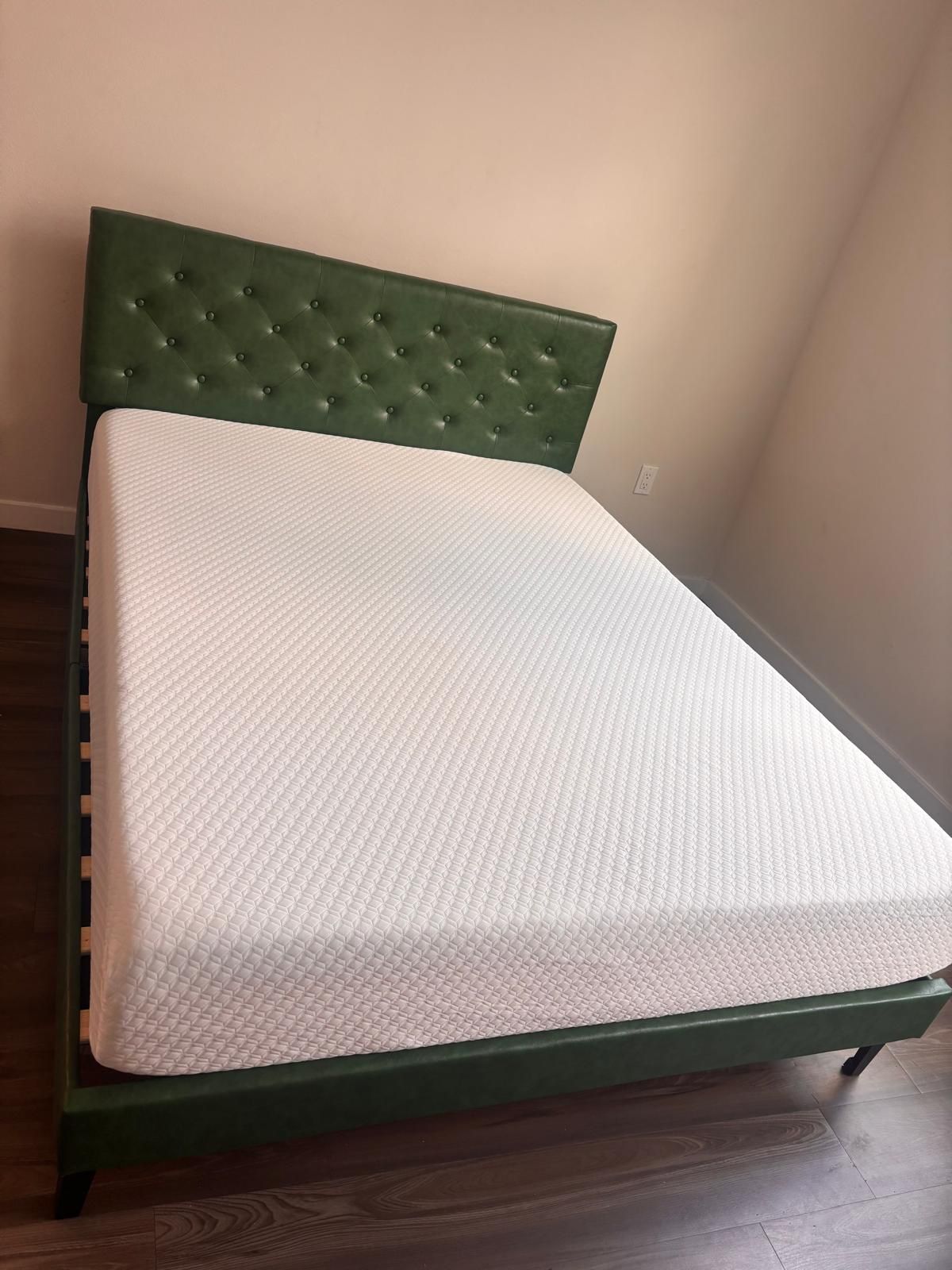 Bed Frame & Mattress