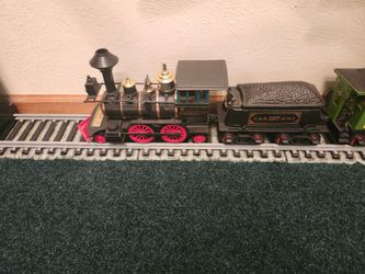 Jim beam 6 car decanter  railroad set