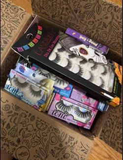 55 lash strips for $32