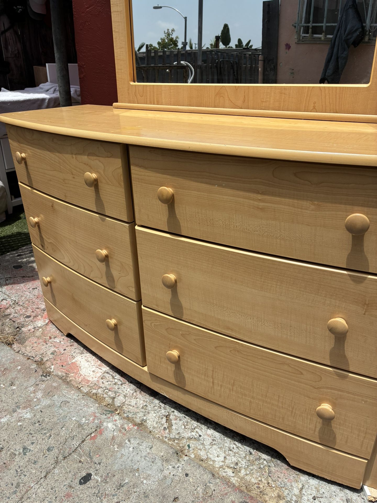 Dresser 6 Drawer