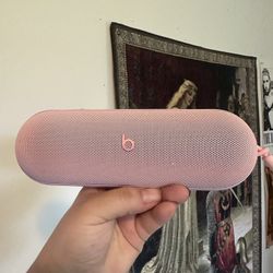 Beats Pill Bluetooth Speaker 
