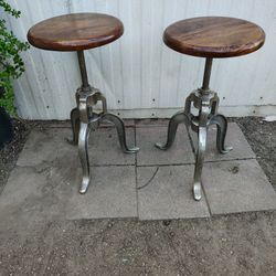Industrial Iron Wooden Round Stools