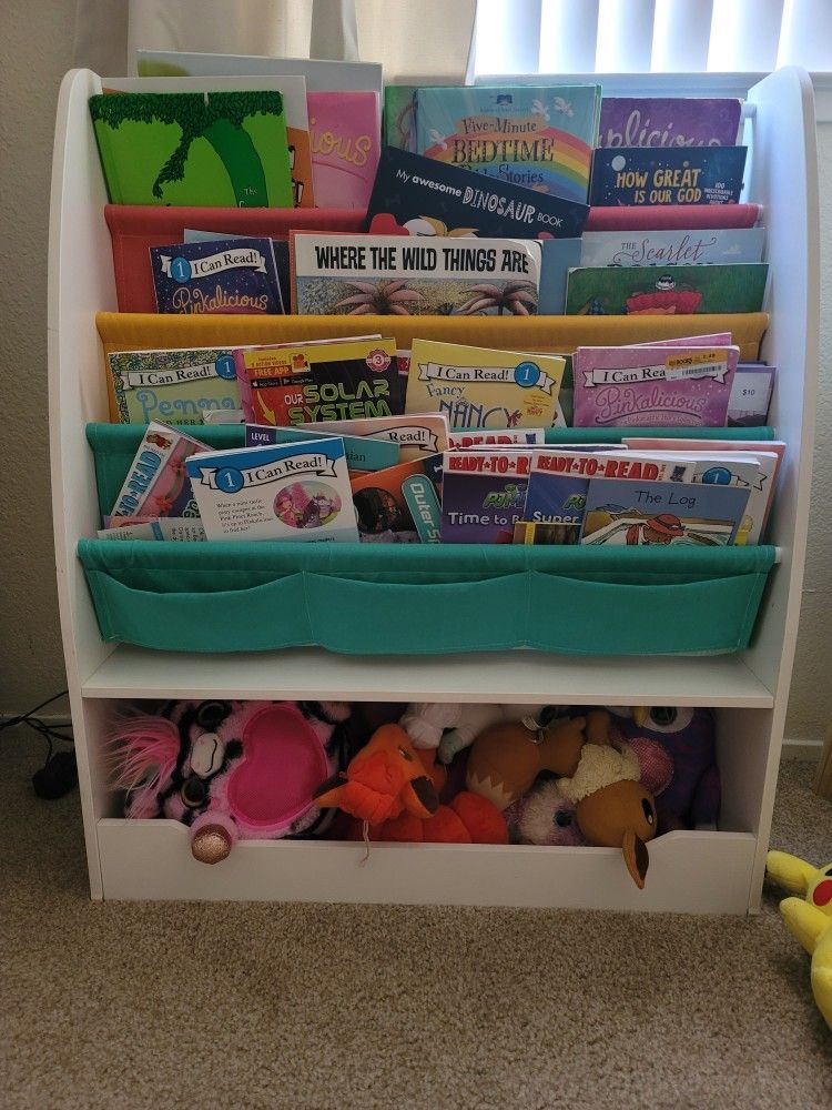 Kid's Book Shelf