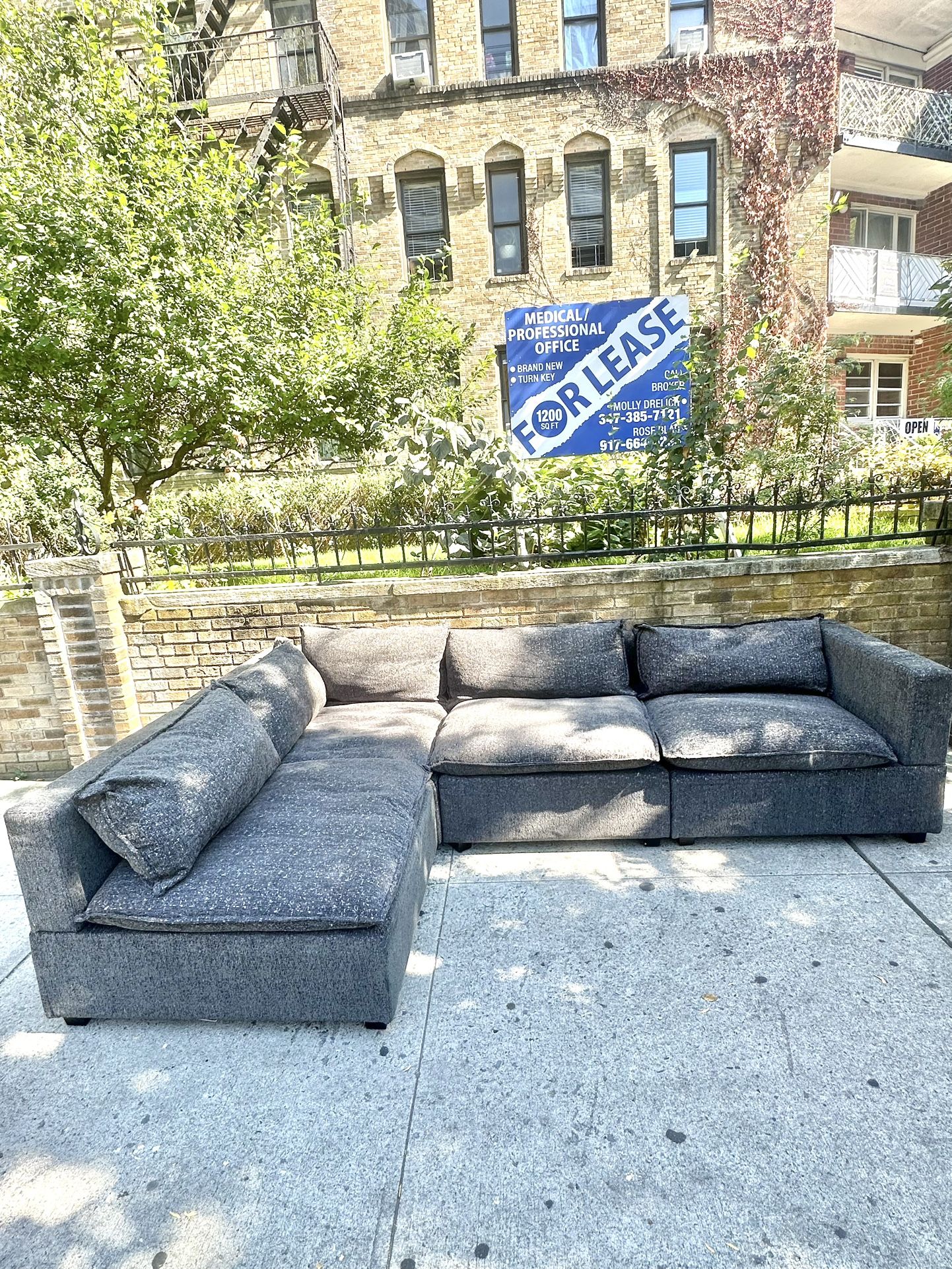 FREE DELIVERY (Cloud Modular Sectional)