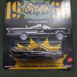 Hot Wheels Premium - 1966 Batman Classic TV Series