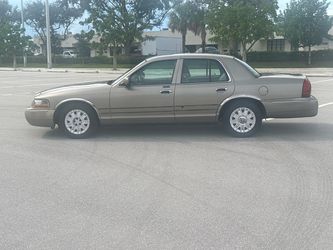 2004 Mercury Grand Marquis