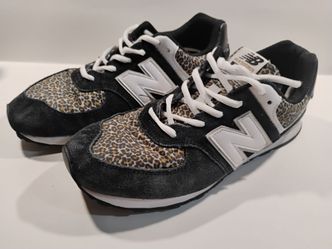 New balance 574 leopard print shoes. Size women's 8