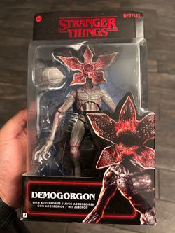 Stranger Things Demogorgon Upside Down Collector Figure 6 inch - New
