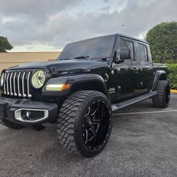 Jeep Gladiator 