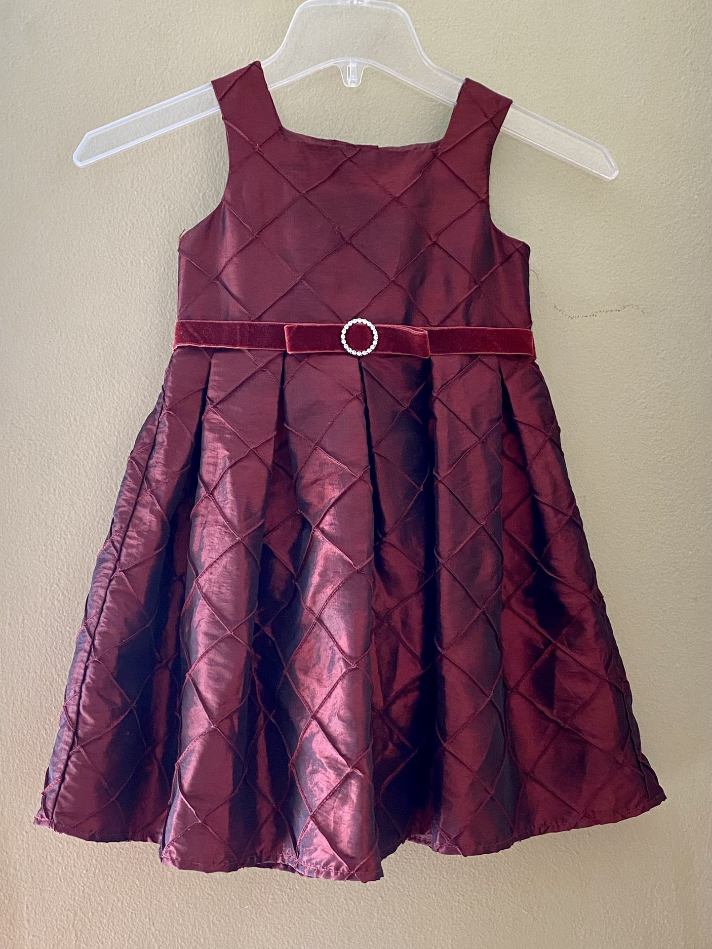 YOUNGLAND Girls Wine Red Iridescent Quilted Party Dress Rhinestone Buckle Sz 4