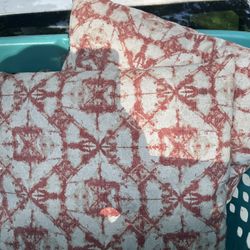 Outdoor Pillows 